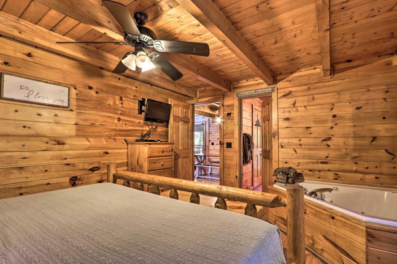Smoky Mountain Log Cabin 7 Mi To Gatlinburg! Sevierville Bagian luar foto